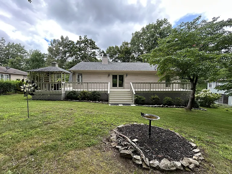 203 Snead Dr — Photo 27