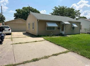 7207 Volquardsen Ave, Davenport, IA