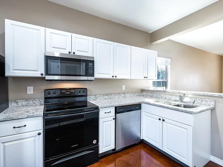 1115 N Paddock St #103 — Photo 7