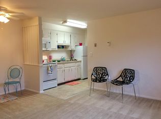 210 Mulberry St #24, Berea, OH 44017