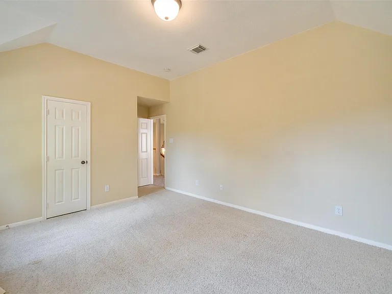 8811 Sun Haven Ln — Photo 26