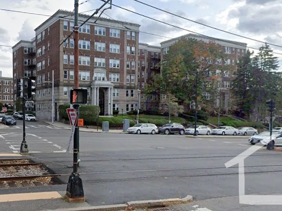 1820 Commonwealth Ave #21