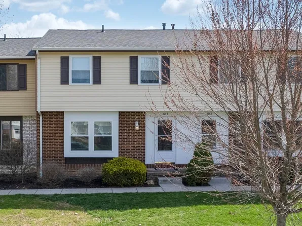 4625 Cox Dr #B, Stow, OH 44224