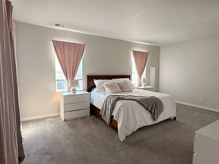 17247 Parkside Dr N — Photo 27