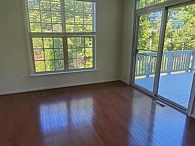 4th image of 42714 Ogilvie Sq
