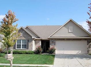 8825 N White Tail Trl, McCordsville, IN 46055