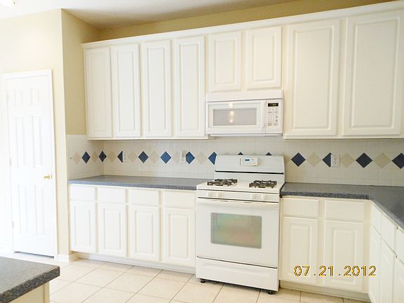 Kitchen another view