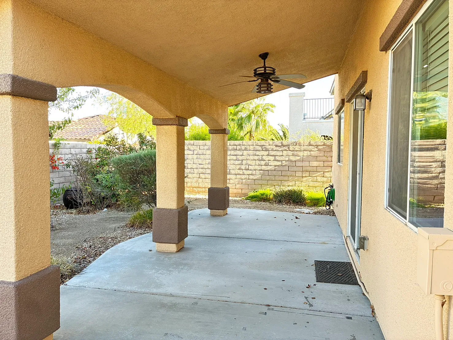 940 Encorvado Street - 1 — Photo 4