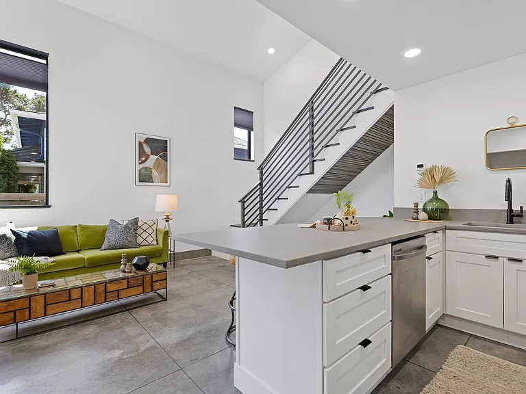 2415 Pacific St #101 — Photo 11