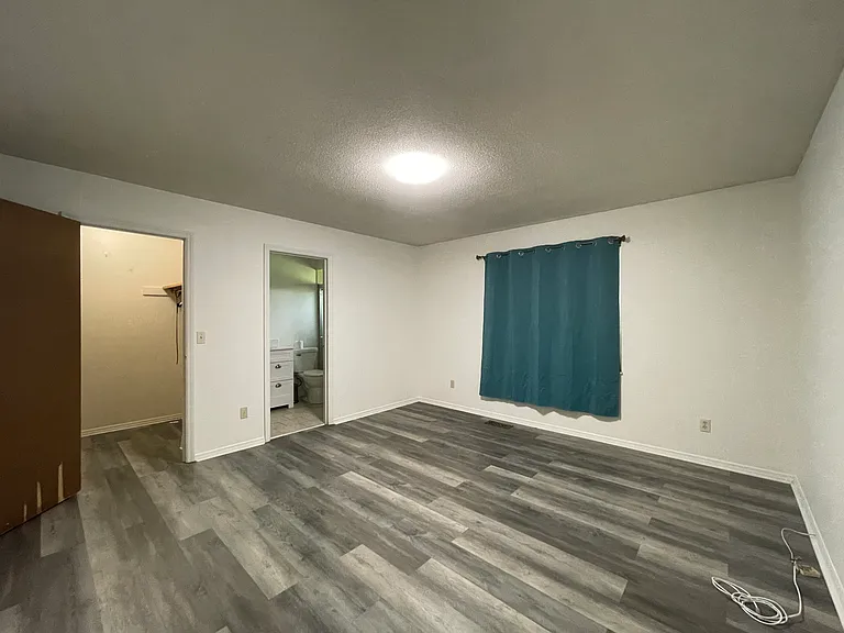1960 Seven Pines Dr — Photo 22