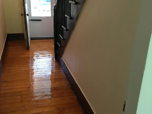 73 State St #1, Shelburne Falls, MA 01370