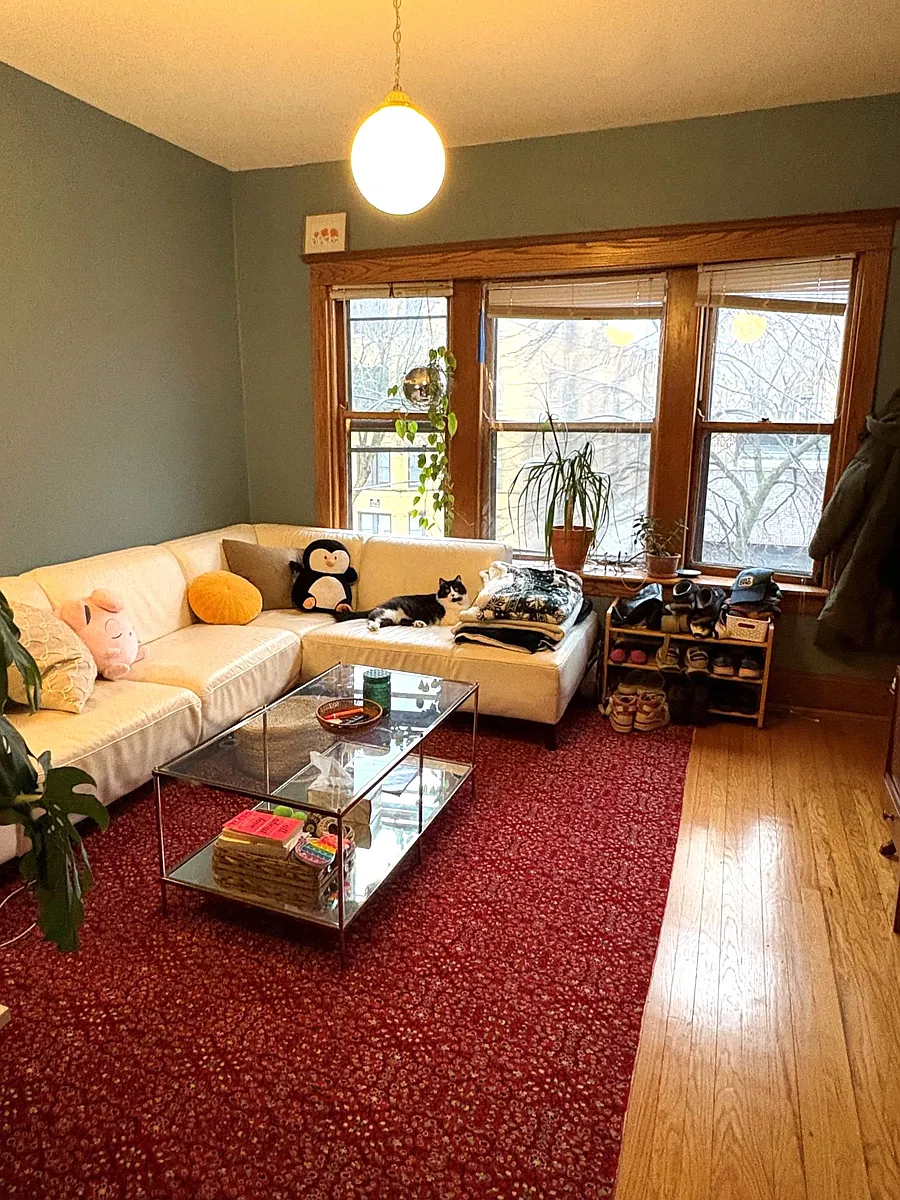 Building Photo - 3810 N Greenview Ave #2