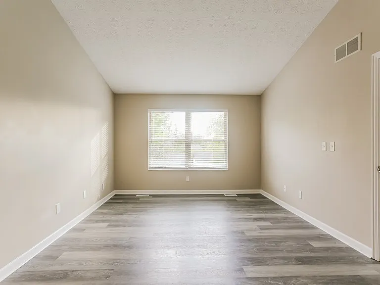 8711 Firstgate Dr — Photo 11