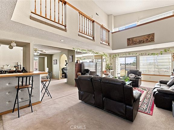 2nd image of 16239 Kamana Rd
