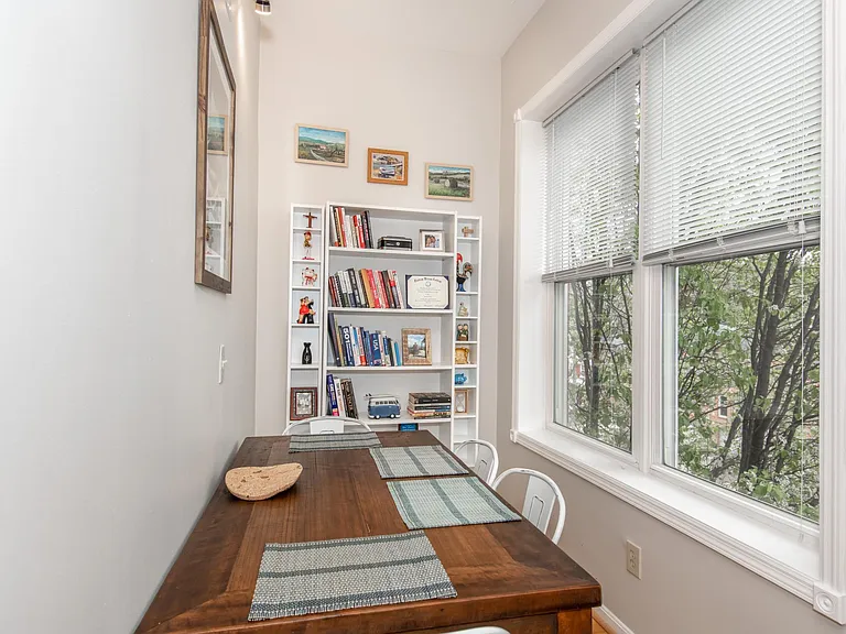 2126 Fulton Ave #3 — Photo 5