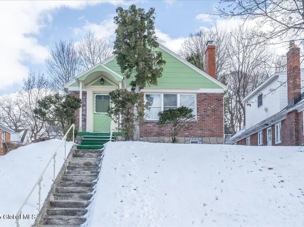 4 Center View Drive, Troy, NY 12180
