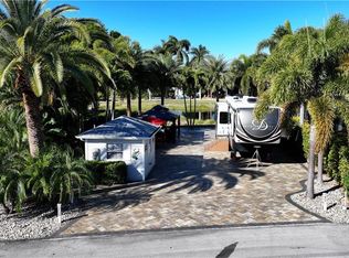 5736 Brightwood DR, FORT MYERS, FL 33905