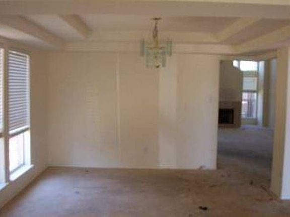 5th image of 1421 Crutchfield Ln