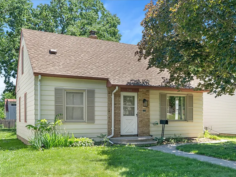 5148 Washburn Ave N — Photo 1