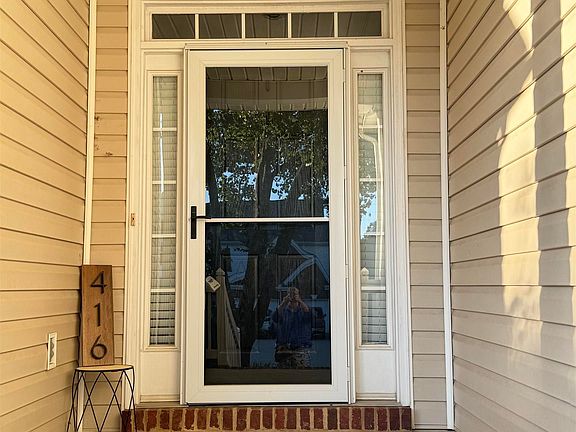 3rd image of 416 Buckthorne Dr