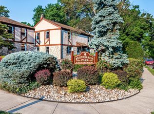 183-183 High St, Metuchen, NJ 08840