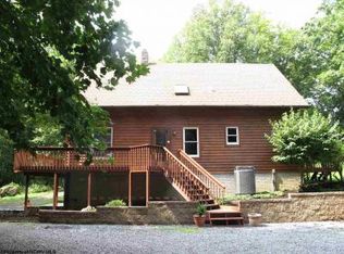 1293 Halleck Rd, Morgantown, WV 26508