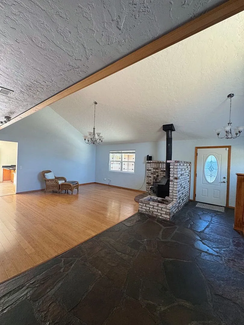 Privacy, Space and Versatility 4 Bedroom with a Pool and Large Shop on 2.5 Acres — Photo 2