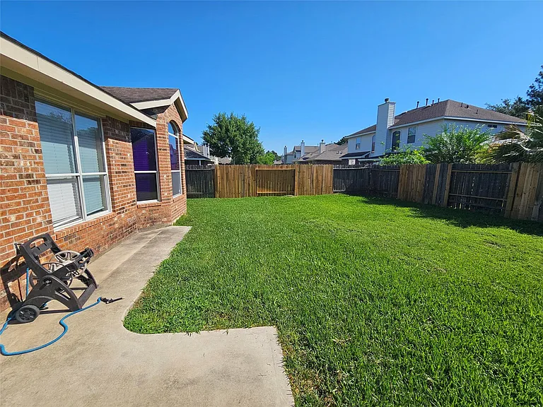 7107 Ballinger Ridge Ln — Photo 9