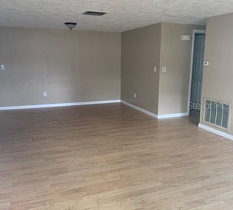 3rd image of 3543 Eisenhower Dr