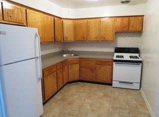 3216 44th St APT 3, Astoria, NY 11103