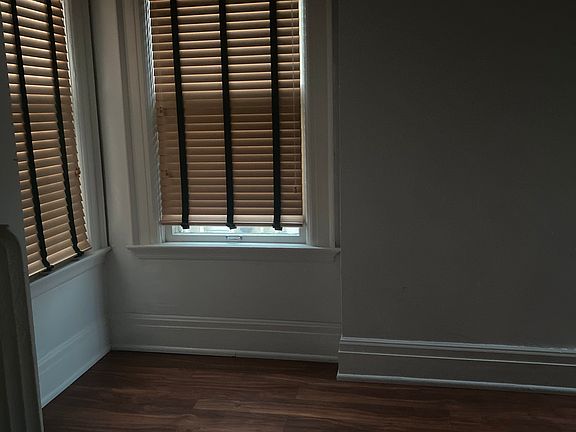 5th image of 319 W 8th St #2