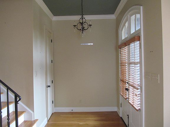 4th image of 6541 Espalier Cir