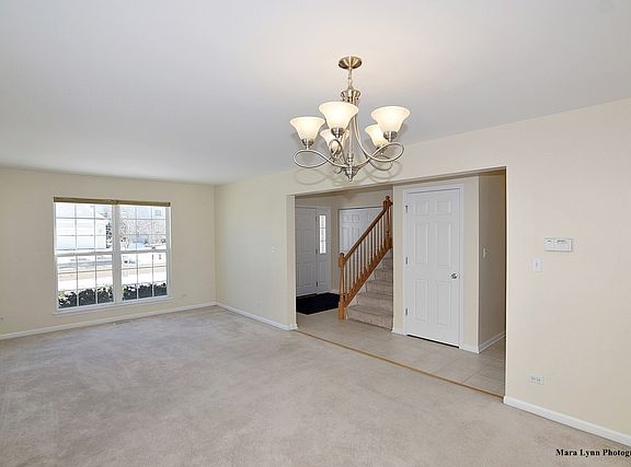 3rd image of 152 Prescott Dr
