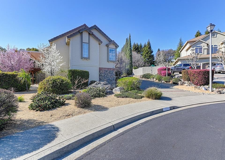 1st image of 12009 Peregrine Way