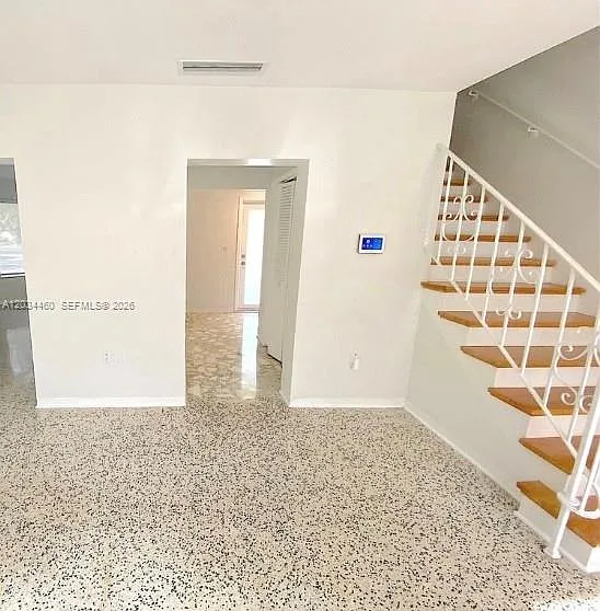 400 Miller Rd — Photo 9