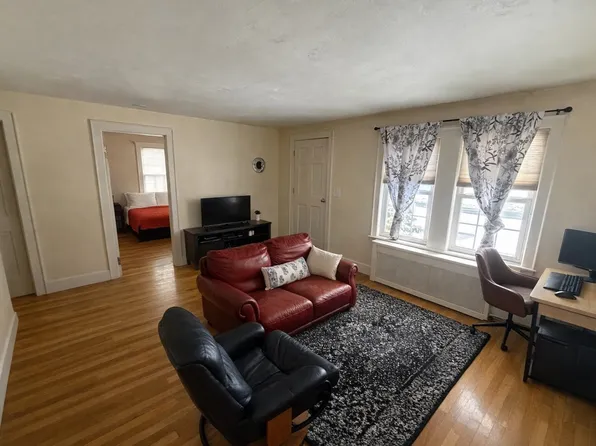 45 McPhee Rd #1, Framingham, MA 01701