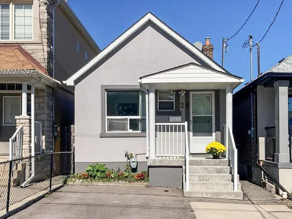 128 Northland Ave, Toronto, ON M6N 2E2