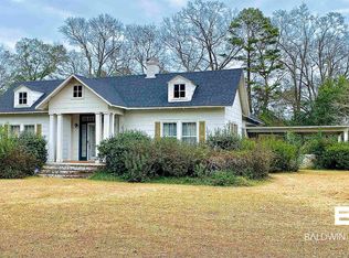 2042 Sowell Rd, Brewton, AL 36426