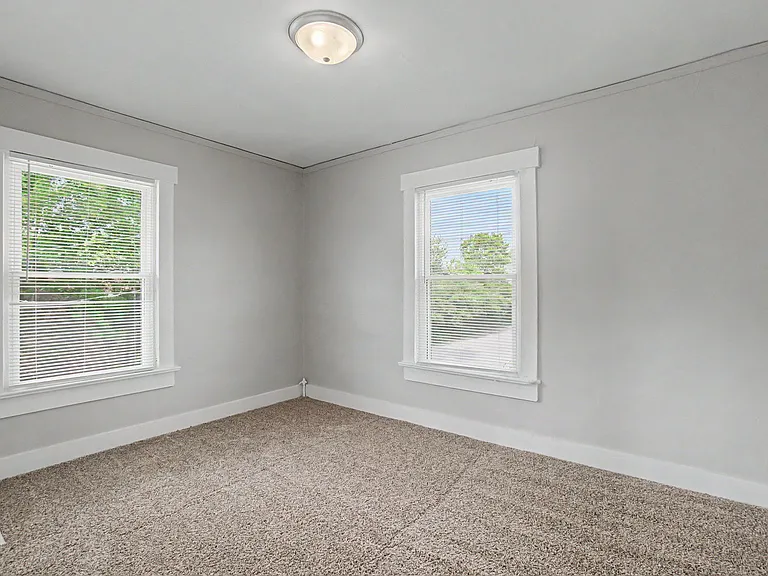 2600 Wayne Ave — Photo 21