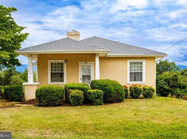 175 S Court St, Luray, VA 22835