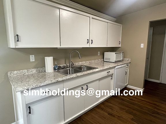2nd image of 2763 Southwestern Ave