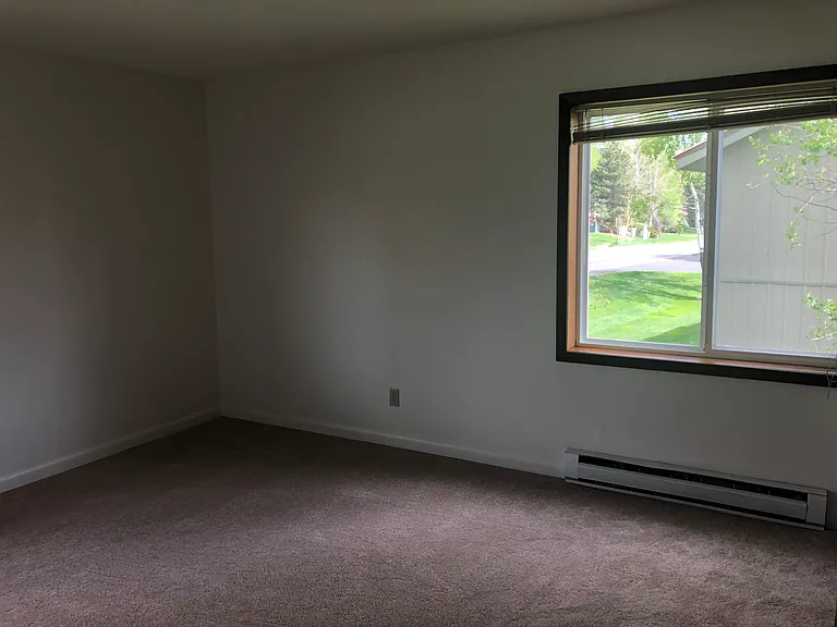 3454 Creekbank Ct — Photo 9