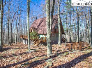 607 Pine Ridge Rd, Banner Elk, NC 28604