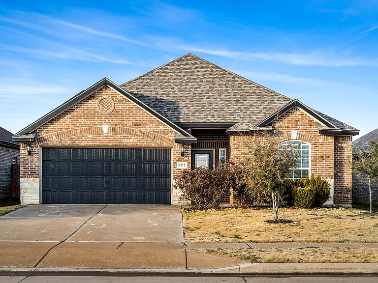 4212 Pont Du Gard Way — Photo 41