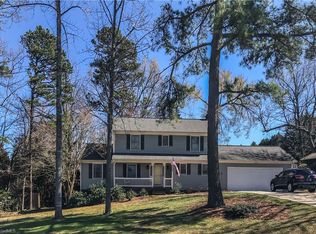 112 Stafford Oak Dr, Jamestown, NC 27282
