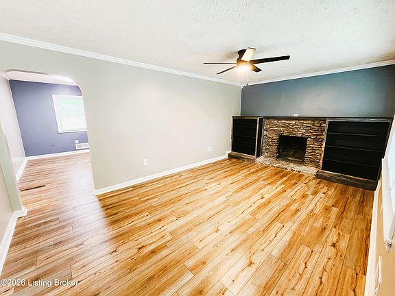 3rd image of 3216 New Lynnview Dr