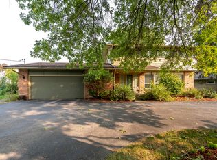 224 Shore Haven Dr SE, Grand Rapids, MI 49546