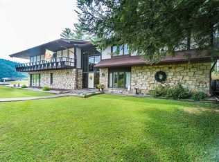 115 Summit Ave, Alkol, WV 25130