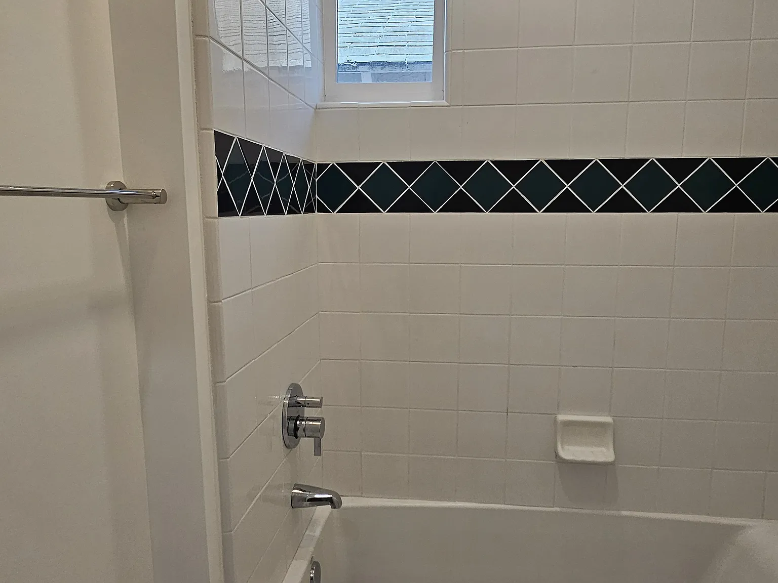 223 Horizon Ave — Photo 2