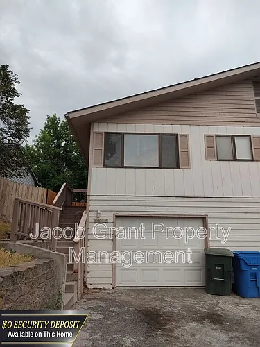 2215 Gail Dr Photo 1